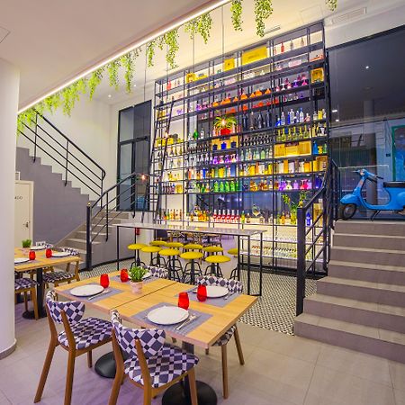 Hospedium Hotel Canitas Maite Gastronomico Касас Ибанес Екстериор снимка