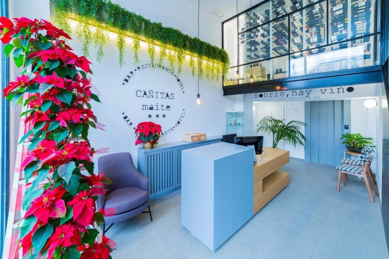 Hospedium Hotel Canitas Maite Gastronomico Касас Ибанес Екстериор снимка